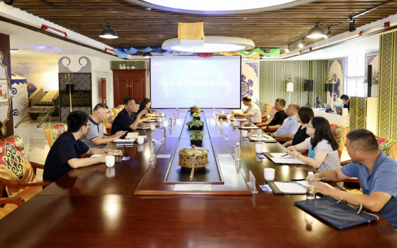 天津市文化和旅游局二級巡視員馬慶余一行到榮程集團調(diào)研服務