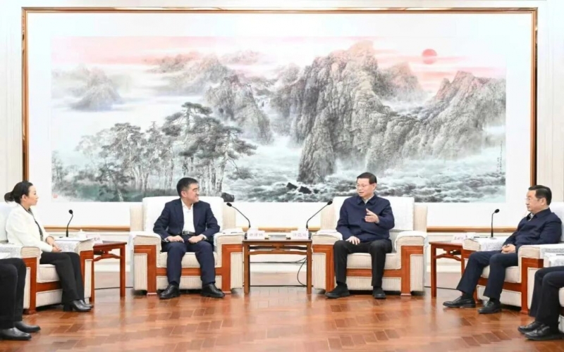 遼寧省委書記許昆林、省長王新偉會見知名民營企業(yè)家投資考察團一行